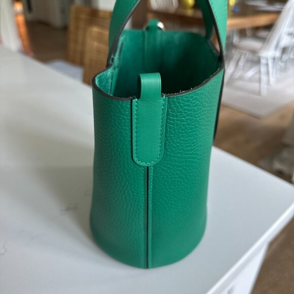 Hermès In the Loop 18 Vert Vertigo Handbag Clemence NEW w Receipt, Authentic - Picture 4 of 16